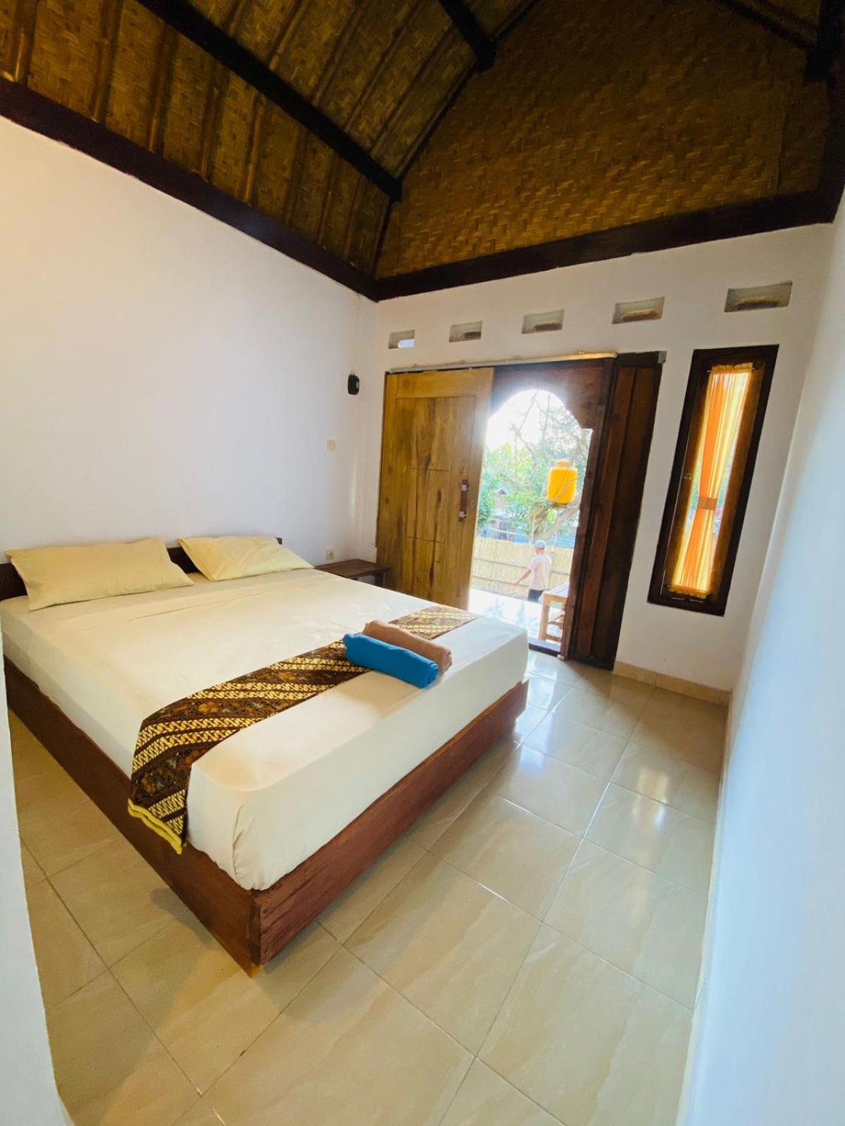 Diki Bungalows Kuta  Экстерьер фото