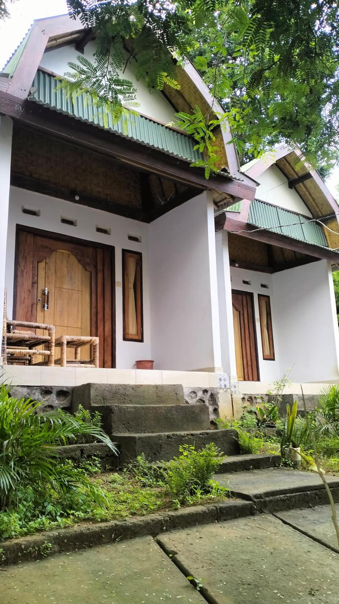 Diki Bungalows Kuta  Экстерьер фото