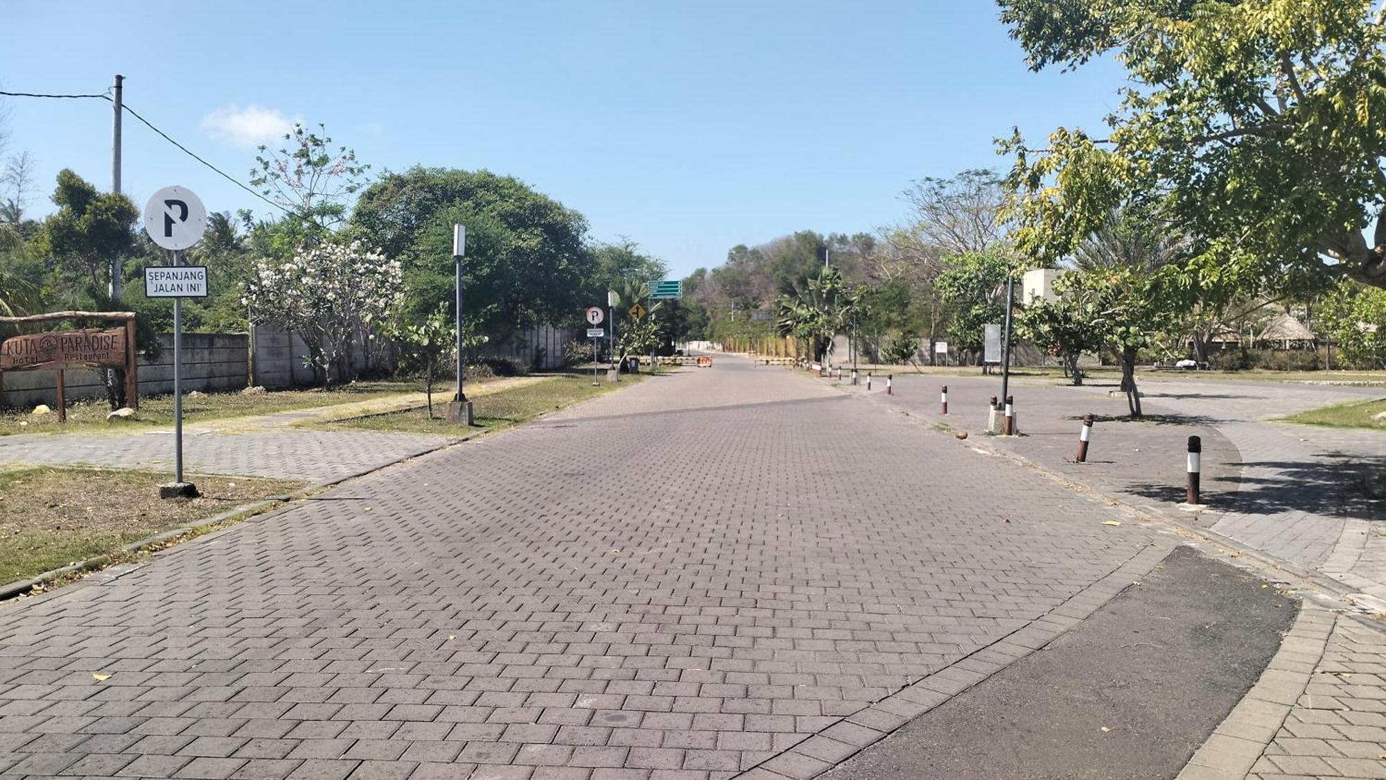 Diki Bungalows Kuta  Экстерьер фото