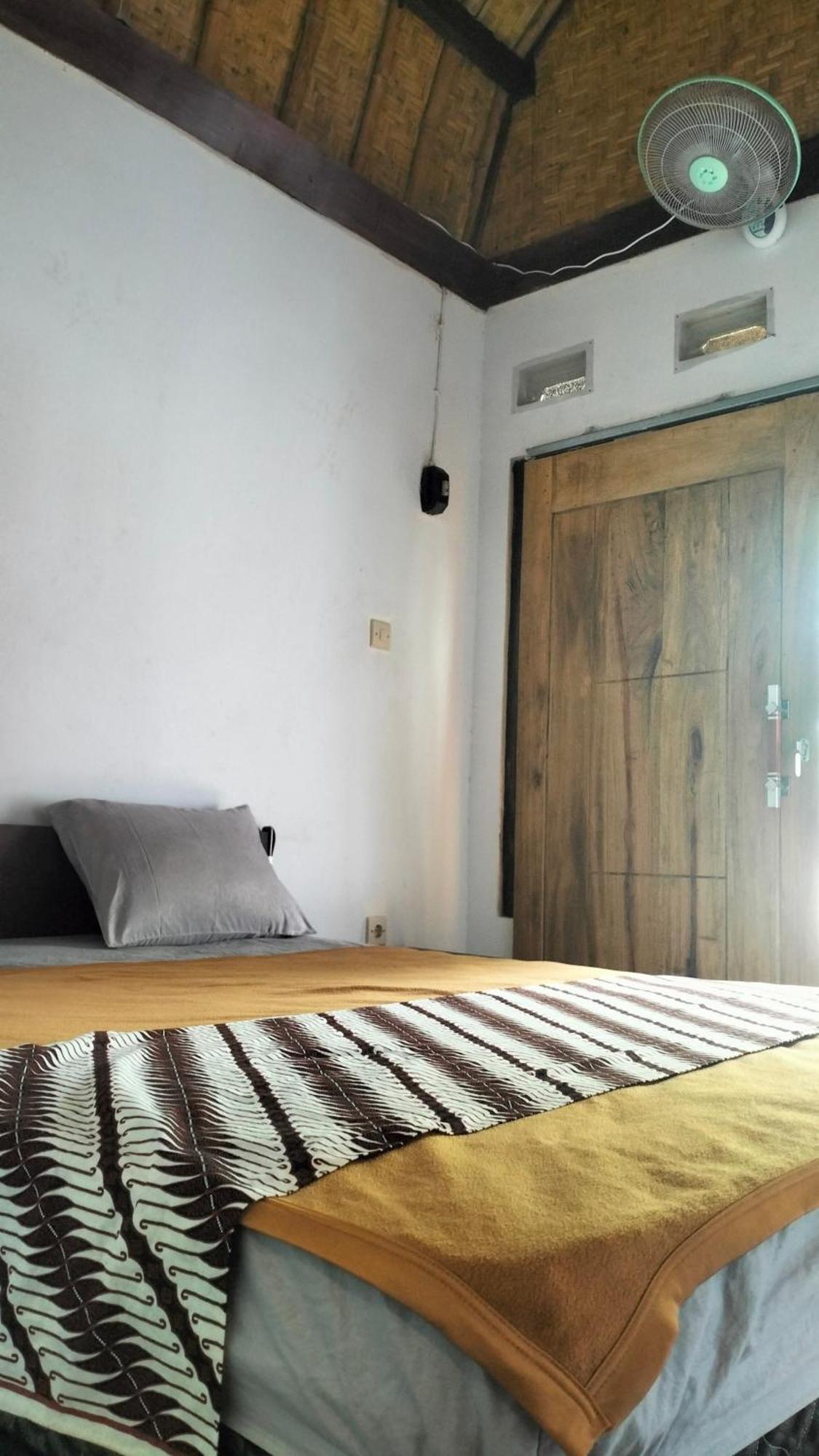 Diki Bungalows Kuta  Экстерьер фото